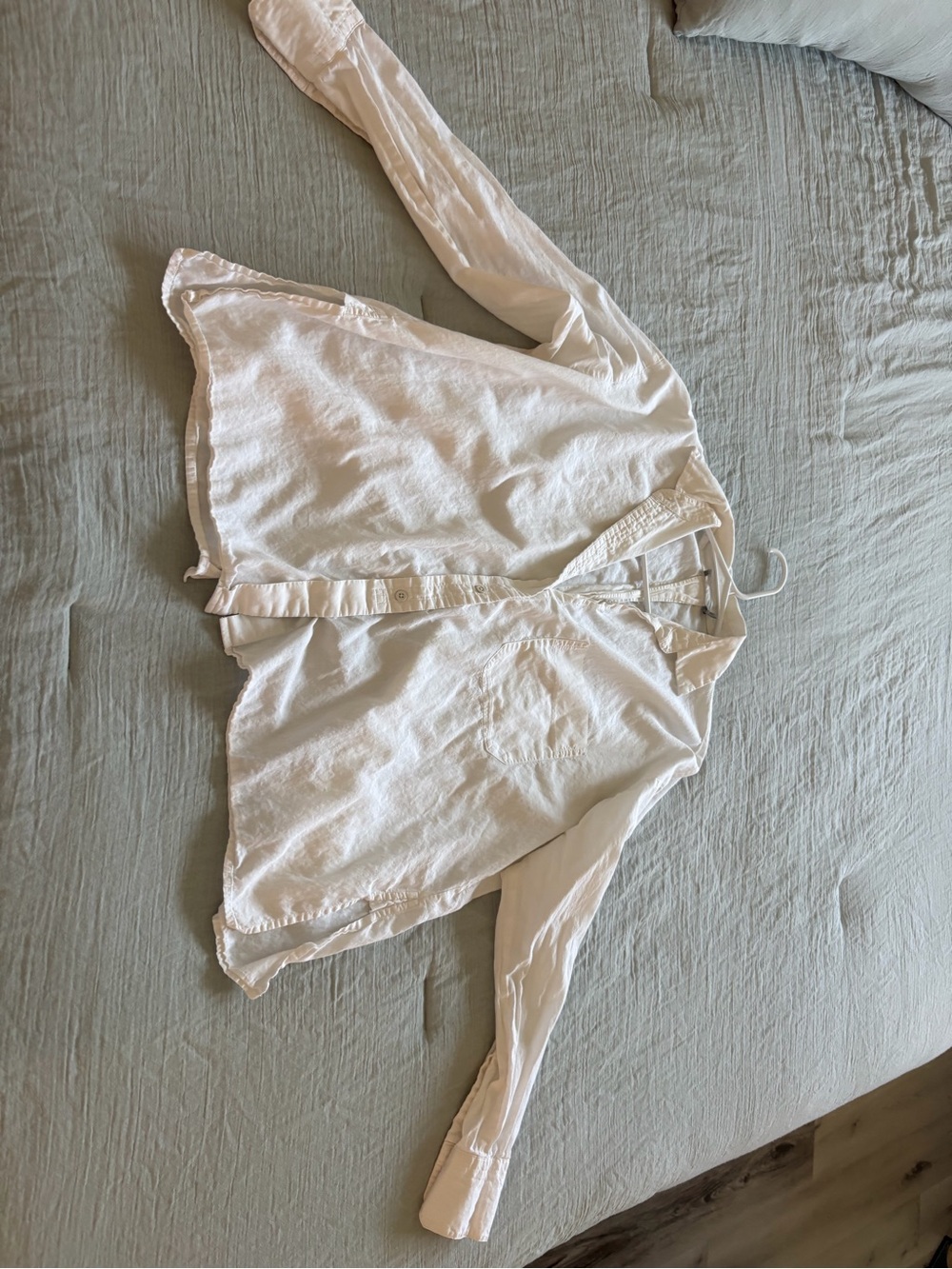 Vince Cream Button-Front Long-Sleeve Top
